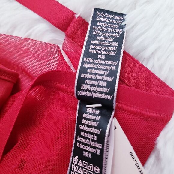 Victoria's Secret BRAZILIAN MEDIUM Red Velvet Lace Mesh Hool & Eye Very Sexy - Picture 6 of 6